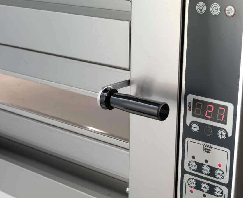 Donatelo door handle and control panel