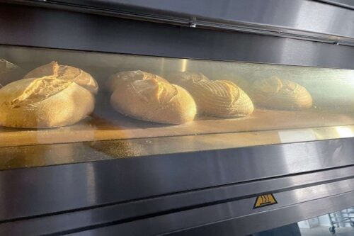Bread baking in MONO Harmony